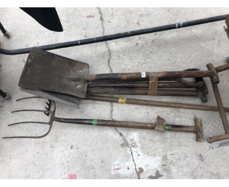 A LOT OF VINTAGE TOOLS TO INCLUDE SHOVELS, FORK 