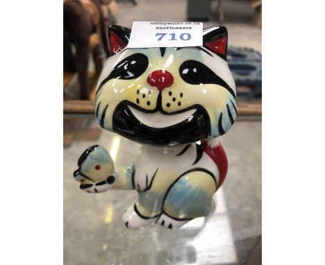 A LORNA BAILEY CERAMIC 'BUTTERFLY CAT' FIGURE 