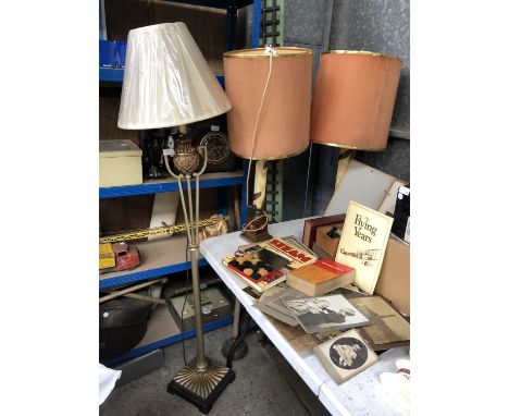 A PAIR OF DECORATIVE TABLE LAMPS AND FURTHER STANDARD LAMP (3) 