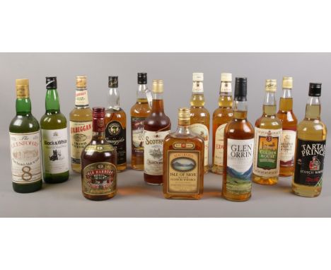 Fourteen bottles of assorted Scotch whisky. To include Old Smuggler aged 12 years 75cl, Macleod's 70cl,  Old Harbour 12 years