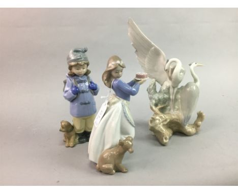 LLADRO 'FROM SANTA'S WORKSHOP' AEROPLANE FIGURE, along with other Lladro and Nao figures (12)