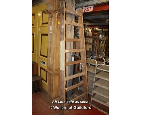 ORIGINAL WOODEN STEP LADDER. 1065MM ( 42" ) HIGH X 360MM ( 14.5" ) WIDE X 870MM ( 34.25" ) DEEP [0]