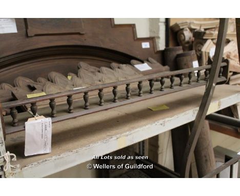 WALNUT BOBBIN WALL SHELF [0]