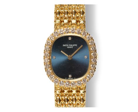 Patek Philippe, Geneve Damenuhr Referenz Nr. 2913725 Gelbgold, 18 Karat Ziffernblatt mit 28 Brillanten Blaues Ziffernblatt mi