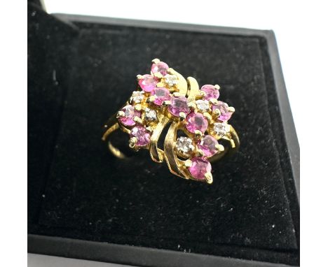 14ct gold ruby &amp; diamond dress ring (3.1g)