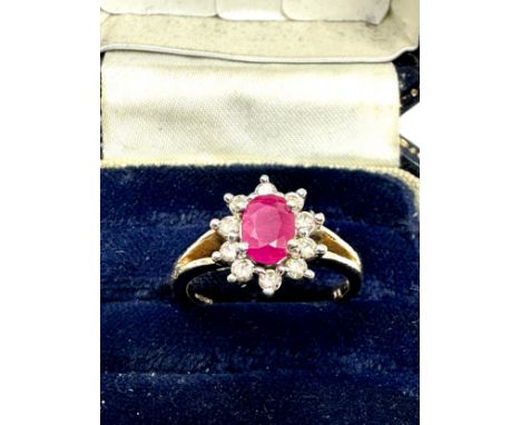 9ct gold ruby &amp; diamond cluster ring (3.6g)