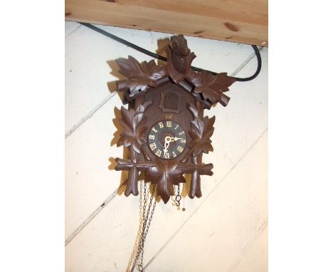 Cuckoo Clock with pendulim &amp; 2 weights