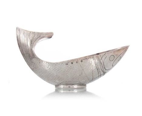 CONTEMPORARY SILVER SALMON-FORM VESSEL, GRAHAM LEISHMAN STEWART (DUNBLANE, 1955-2020), EDINBURGH 1997  the oval bowl with cur