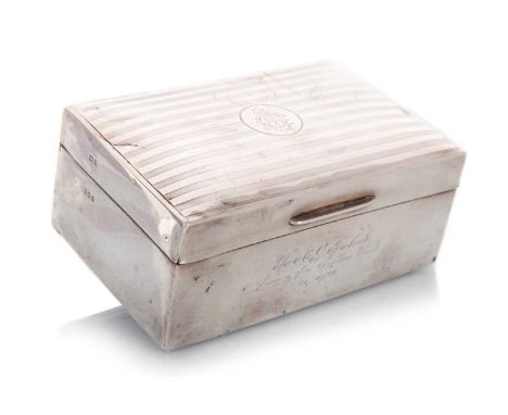 VICTORIAN SILVER CIGARETTE BOX, MAKER INDISTINCT, LONDON 1899 the lid with engine turned linear decoration and with engraved 