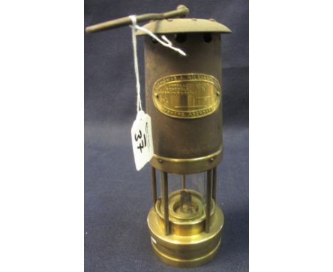E. Thomas &amp; Williams Ltd. Aberdare vintage miners' lamp. (B.P. 24% incl. VAT)