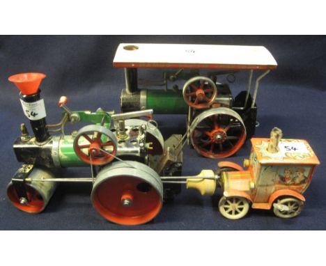 Two similar Mamod steam engines together with a vintage tin plate clockwork circus van (3).(B.P. 24% incl. VAT)