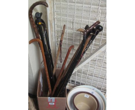 Bundle of assorted walking sticks, some modern, vintage shooting stick, canes etc. (B.P. 24% incl. VAT)