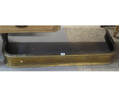 19th Century brass fire fender. (B.P. 24% incl. VAT)