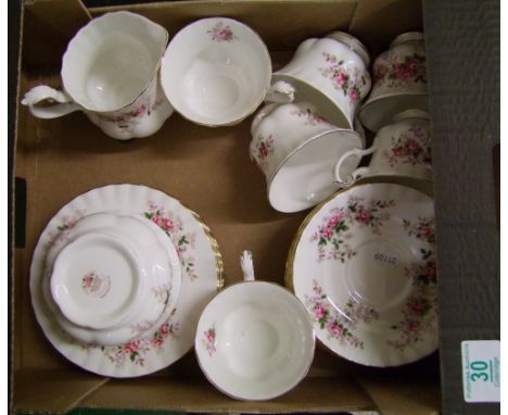 Royal Albert Lavender Rose: teaset 6 cups, saucers and side plates 