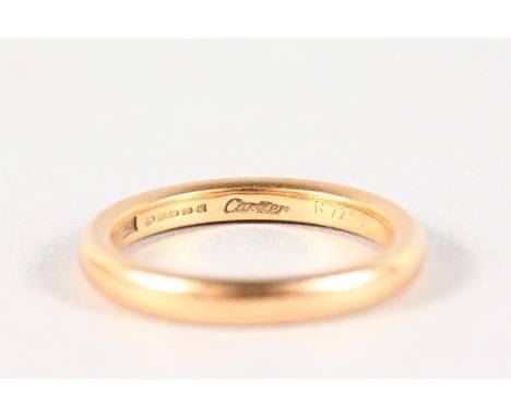 A CARTIER 18CT YELLOW GOLD WEDDING RING.