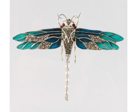 A SILVER AND ENAMEL DRAGONFLY BROOCH.