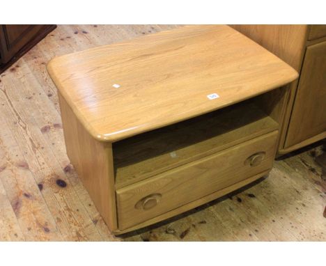 Ercol Windsor entertainment unit
