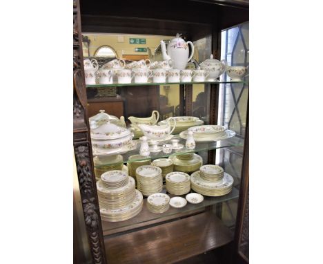 An extensive Wedgwood 'Mirabelle' pattern tea and dinner service.&nbsp; 