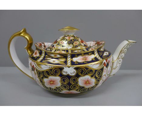 A Royal Crown Derby 2451 Imari teapot 