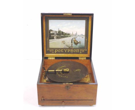 Polyphon, Hugo Wertheim, Melbourne with decorative carved lid, with photo of Venice city waterways, includes key and numerous