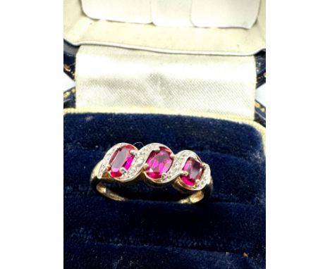 9ct Gold Diamond &amp; Synthetic Ruby Dress Ring (2g) 