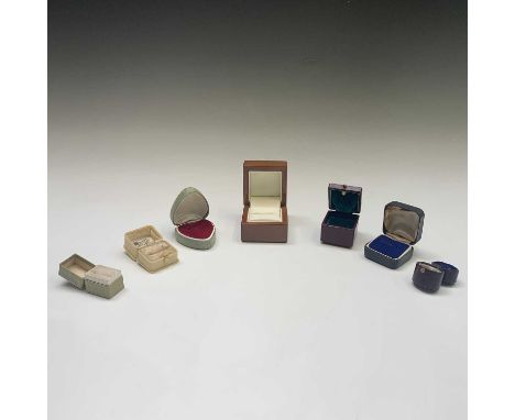 Ring boxes