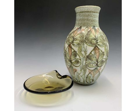 A 1970s Glyn Colledge for Bourne Denby vase, decorated with stylised leaves, height 29cm, together with a Holmegaard art glas