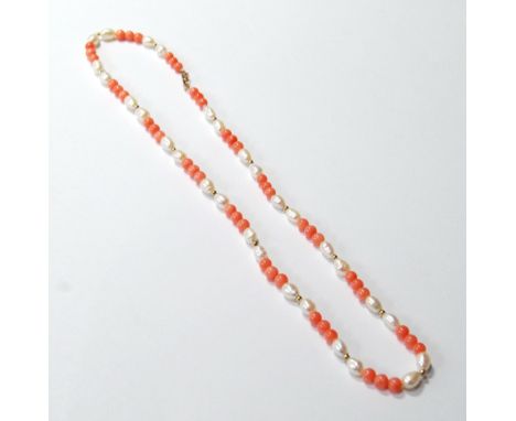 Coral and pearl single-strand necklet.
