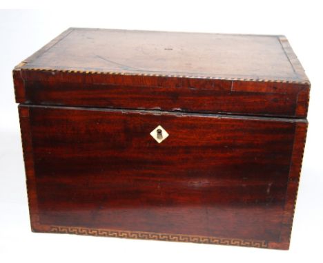 George III chequer strung mahogany decanter box with divided interior, 20.5cm.