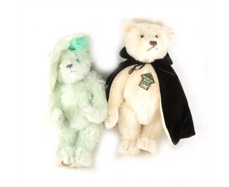 Moden Steiff 'Phantom of the Opera' bear, unboxed, and a Merrythought 'Queen Mother' bear, boxed with certificate.