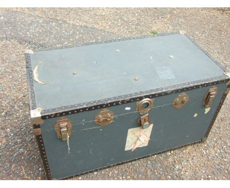 Large Grey Trunk 100 x 51 x 52 cm