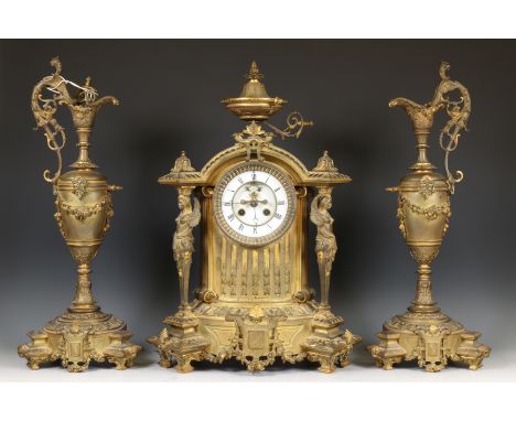 Frankrijk, bronzen pendulestel, ca. 1880; Uurwerk uitgevoerd met gaand- en slagwerk op bel, wit emaille wijzerplaat met open 