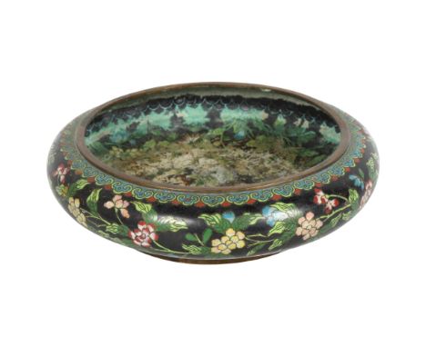 A black ground cloisonne bowl, flower decoration, with 4 character mark to the base, diameter 25cm, height 7cmGood overall co