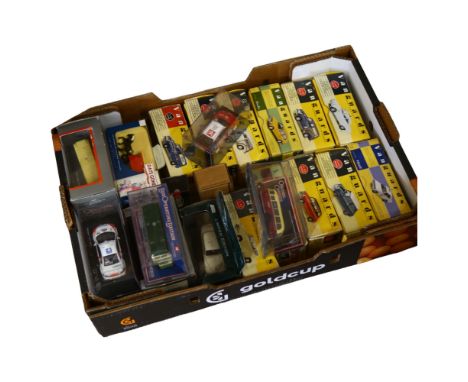 A quantity of boxed diecast vehicles, including Vanguards, Days Gone, Corgi The Original Omnibus Company, and various rally c