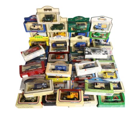 A quantity of boxed diecast vehicles, including Days Gone, the Rolls Royce and Bentley Collections, Vintage Model Collection,