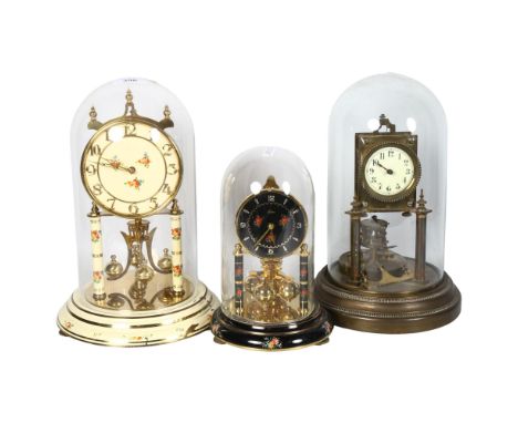 2 modern 400-day clocks under glass domes, tallest 29cm, and a similar brass clock 