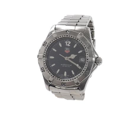 Tag Heuer 2000 Series Professional 200m stainless steel gentleman's bracelet watch, ref. WK1110-0, no. PT7363, black dial, ro
