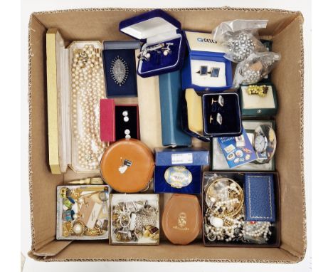 Collection of costume jewellery and small collectable items including silver chain-link bracelet stamped 925, cloisonne rings