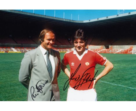 MAN UNITED 1981, football autographed 12 x 8 photo, a superb image depicting Man United manager RON ATKINSON posing with new 