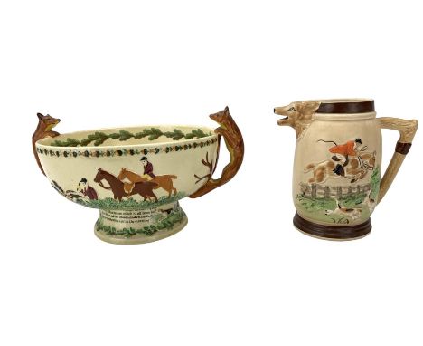 Fieldings Crown Devon John Peel fruit bowl with musical movement D22cm and a jug decorated with fox hunting scenes (2)Dimensi