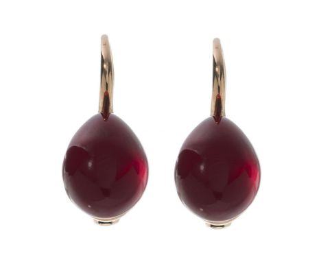 POMELLATO. Pair of earrings from the "Rouge Passion" Collection in 9kt rose gold and synthetic ruby red burgundy. Hook clasp.