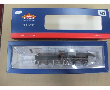 A Bachmann Branch Line "OO" Gauge #32-165DC N Class Locomotive, R/No 31869 BR livery, weathered, DCC on board, boxed.