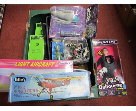 An Assorted Collection of Toys, to include plastic and white metal model animal figures, Star Wars Panini album (2), two boxe