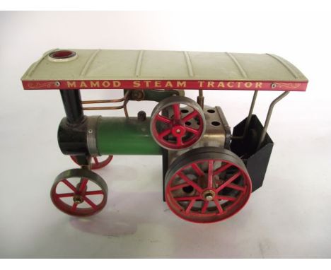 A vintage Mamod model tractor steam engine Model TE1A (unboxed)