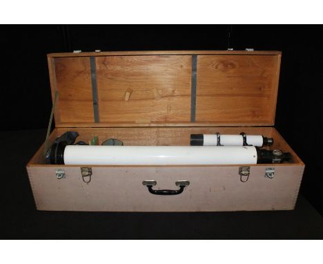 Sport Master AE-71 telescope, housed in a fitted box