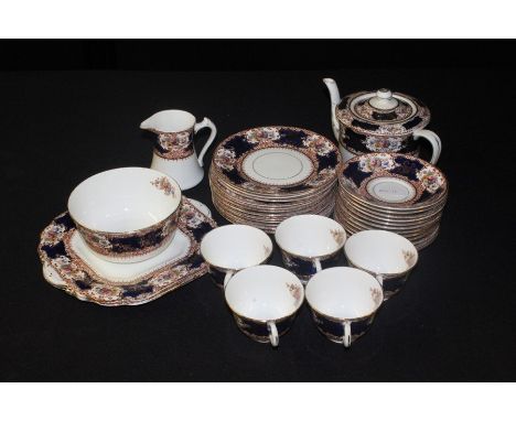 Bon imari pattern tea service (qty)