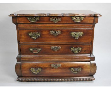 A French Style Mahogany Commode Chest Having Four Long Drawers and side Carrying Handles, 92cm wide 