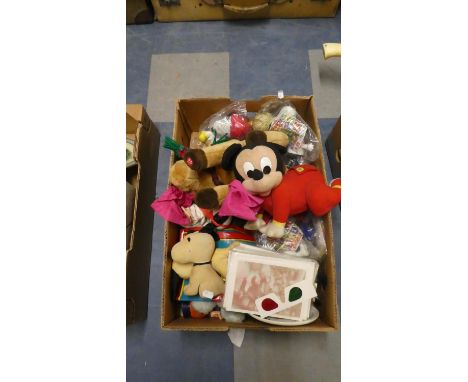 A Box Containing Various Vintage Toys to Include Mcdonald's Happy Meals Soft Toys etc, 3D Cards and Viewers 