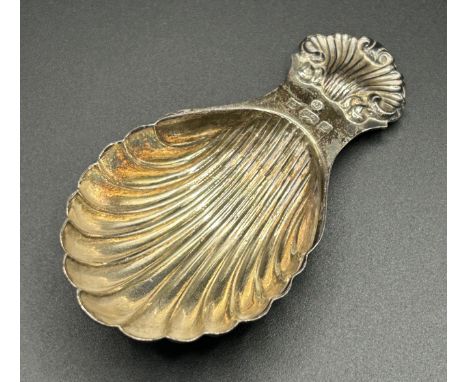 An Elizabeth II&nbsp;silver caddy spoon, with&nbsp;fluted bowl, Birmingham 1985, 21.3 g