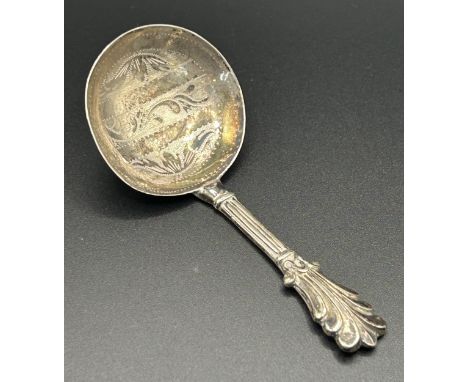 A Victorian caddy spoon, with bright cut decoration, George Unite, Birmingham 1845, 7.1 g